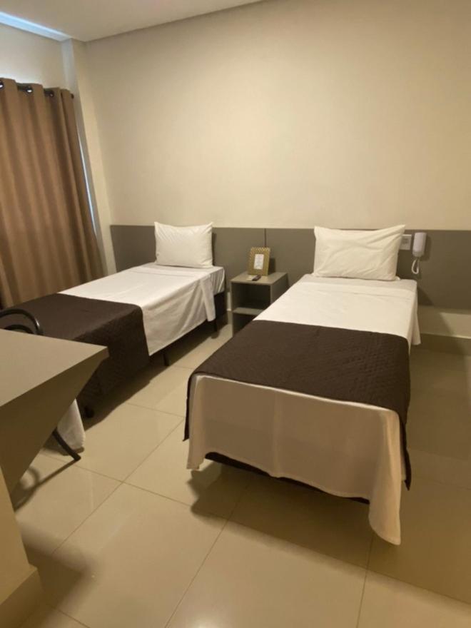 Villa Nomad Hotel Uberaba Esterno foto